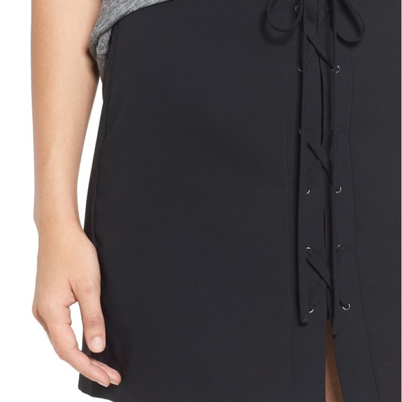 Madewell lace up skirt, black, size 6 🖤 - Picture 3 of 5